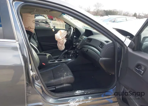 2013 Acura Ilx 2.0L z USA, uszkodzony, nr VIN 19VDE1F35DE019837